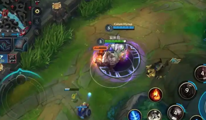 英雄联盟手游石头人怎么连招2